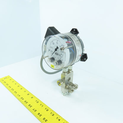 Fischer DS2100A21BK0000U0501 Differential Pressure Measuring & Switching Device