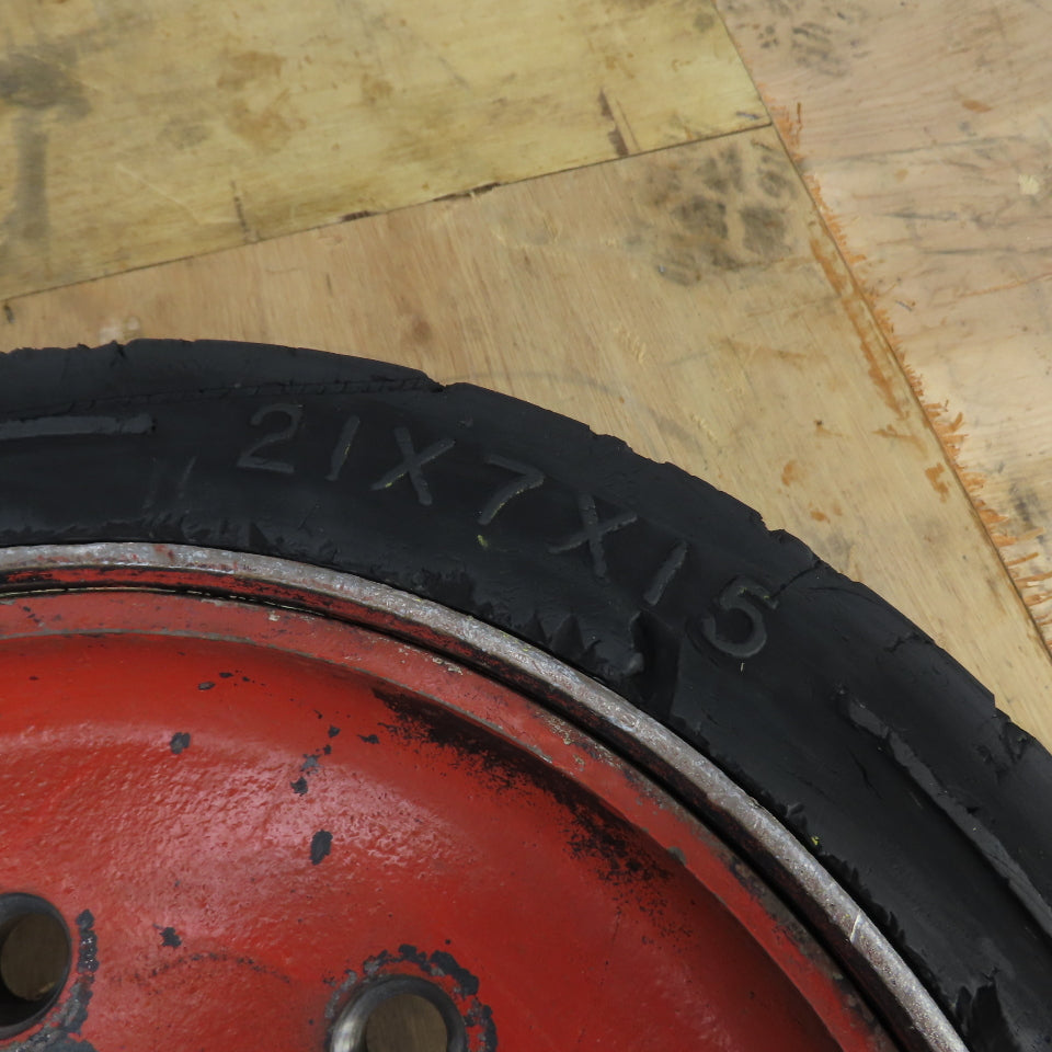 MITL MPC2 4330091H40 8-Lug Solid Forklift Tire & Rim 21 x 7 x 15 From Nissan MGU