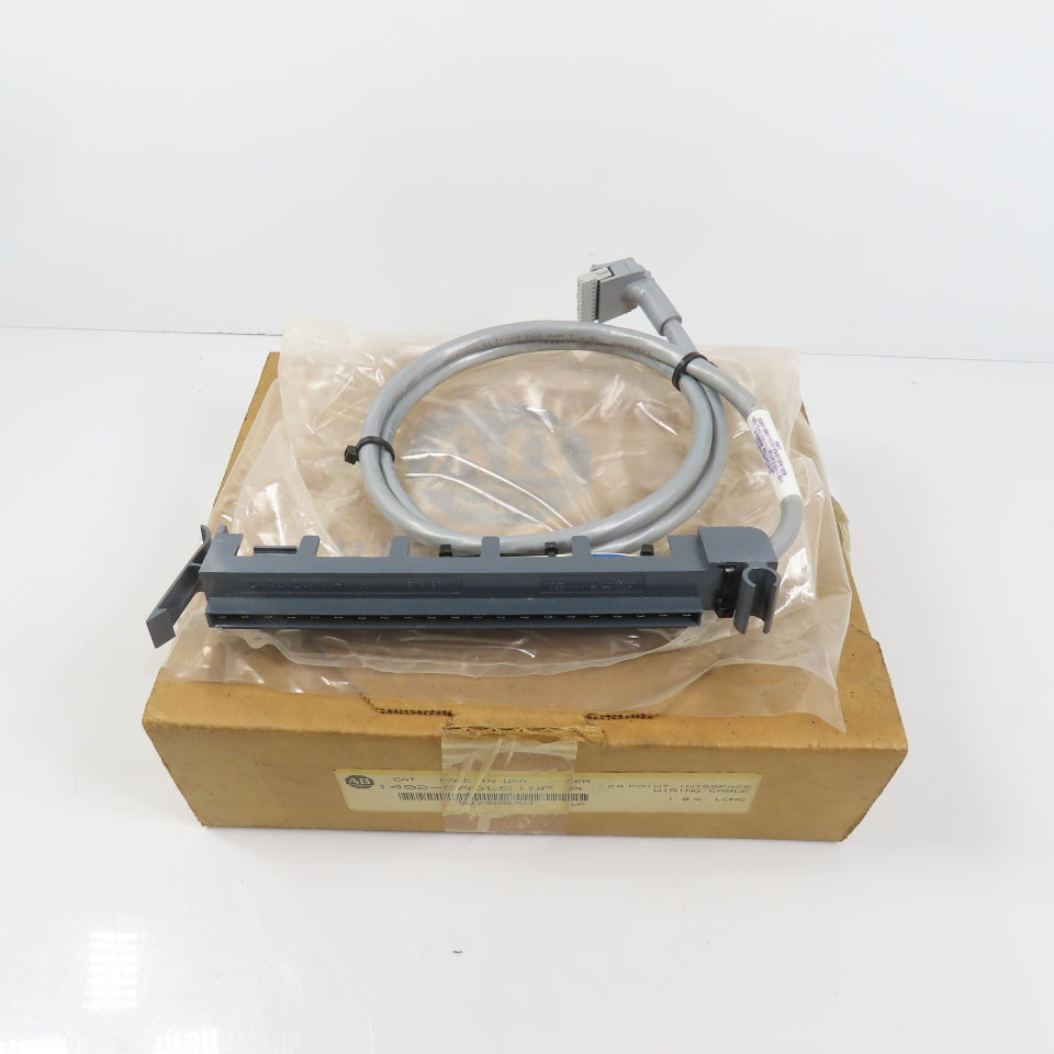 Allen Bradley 1492-CABLE10F Ser A 20 Point Interface Wiring Cable 1.0 m Long NEW