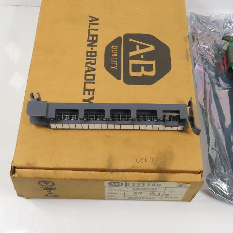 Allen Bradley 1771-IAD Ser B AC/DC Input Module 120V W/Terminal Strip Very Clean