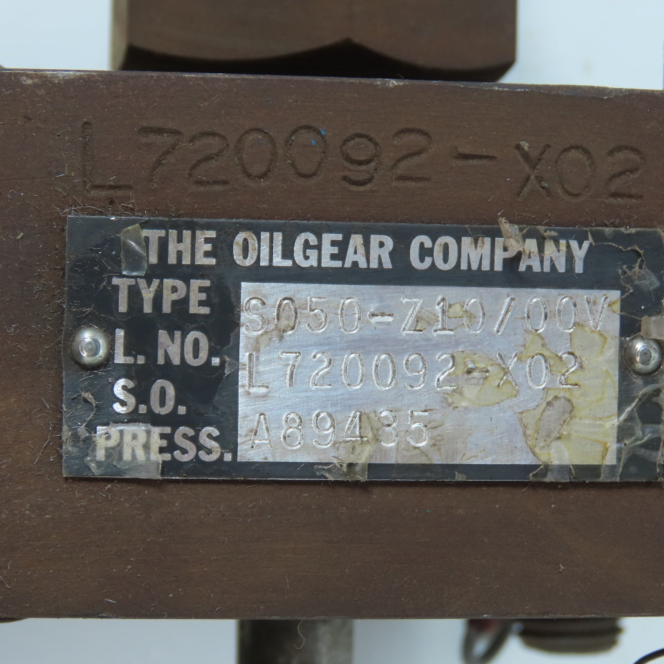 The Oilgear Company L720092-X02 S050-Z10/00V Valve Assembly (Parts/Repair)