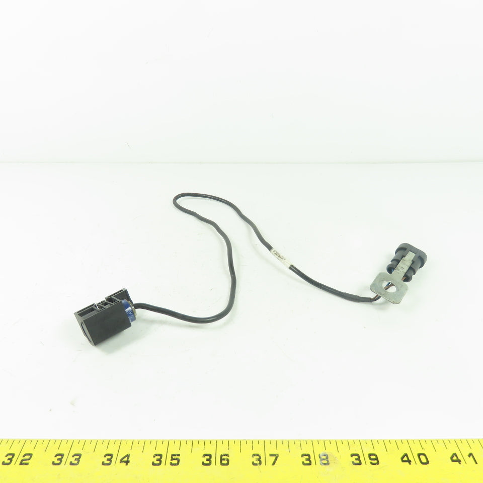 Telemecanique XS4P18PA340 12-24V DC Proximity Sensor