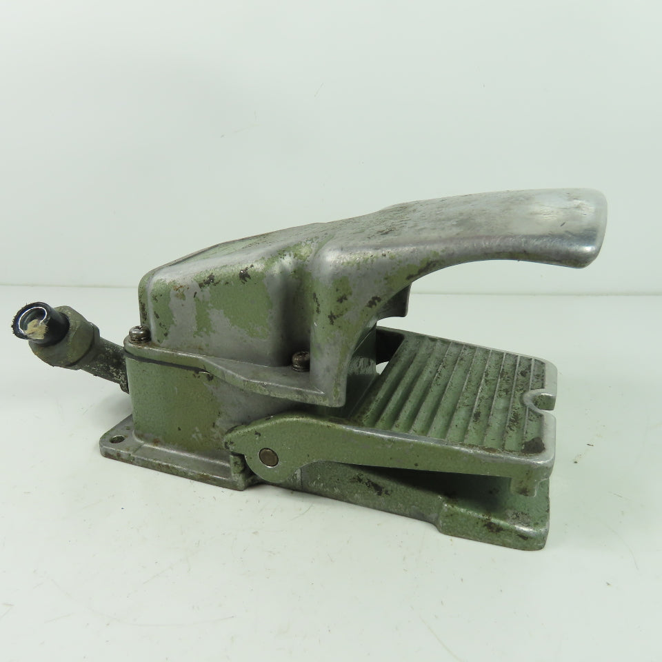 Electric Foot Pedal Operator Switch Voltage unknown