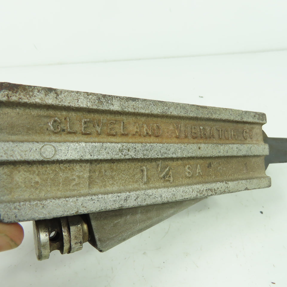 Cleveland Vibratory 1-1/4" SA Spring Activated Piston Air Vibrator