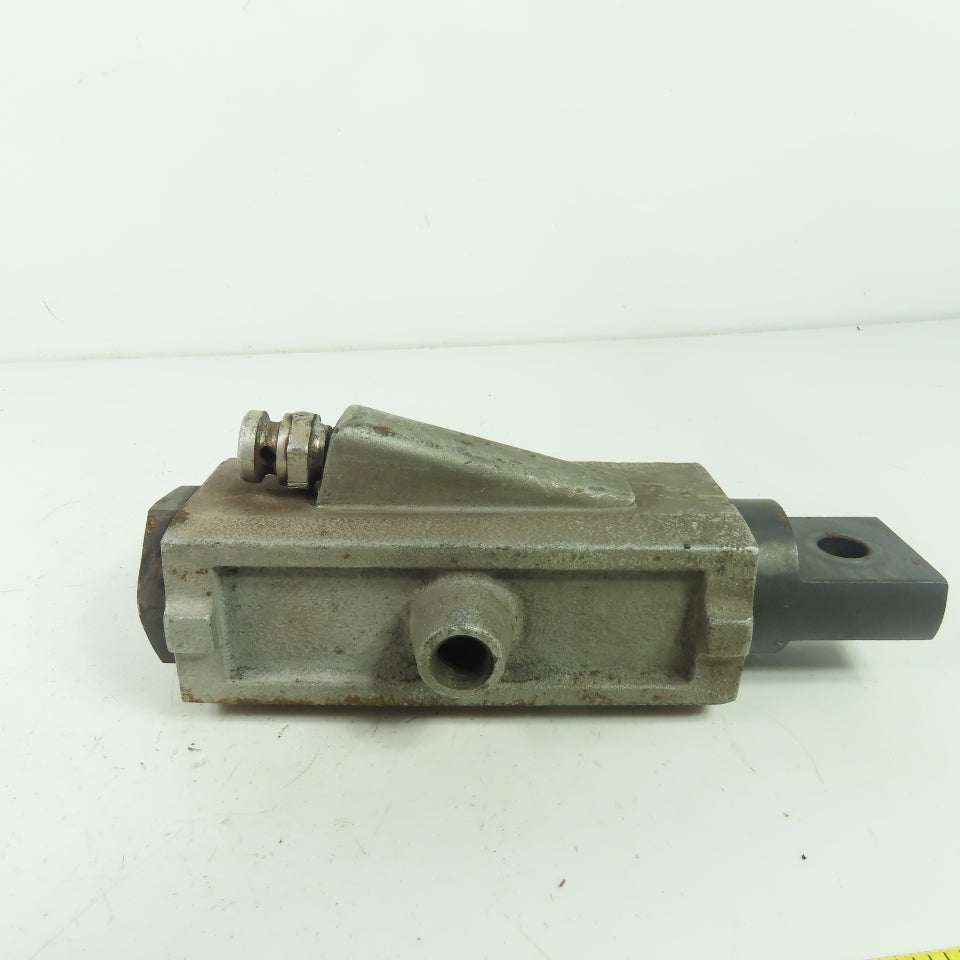 Cleveland Vibratory 1-1/4" SA Spring Activated Piston Air Vibrator
