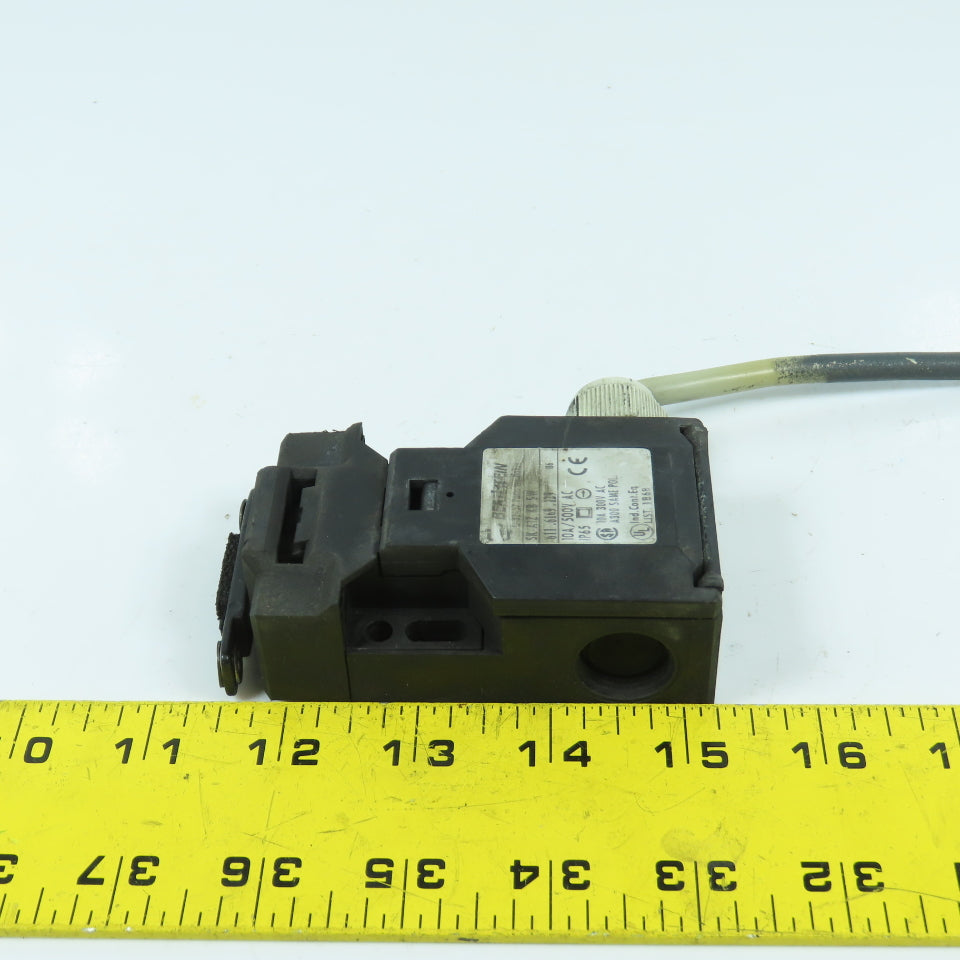 Bernstein 611.6169.129 SK-A1ZKBSW 10A 500V Safety Interlock Switch W/ Key