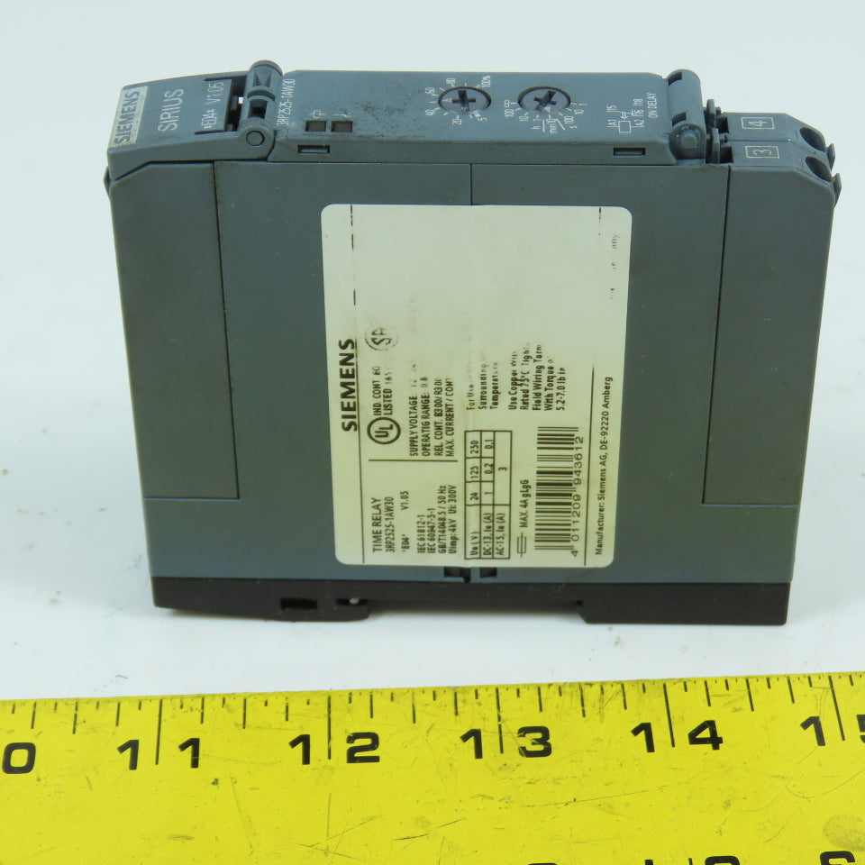Siemens 3RP2525-1AW30 Sirius Time Relay 12-240VAC