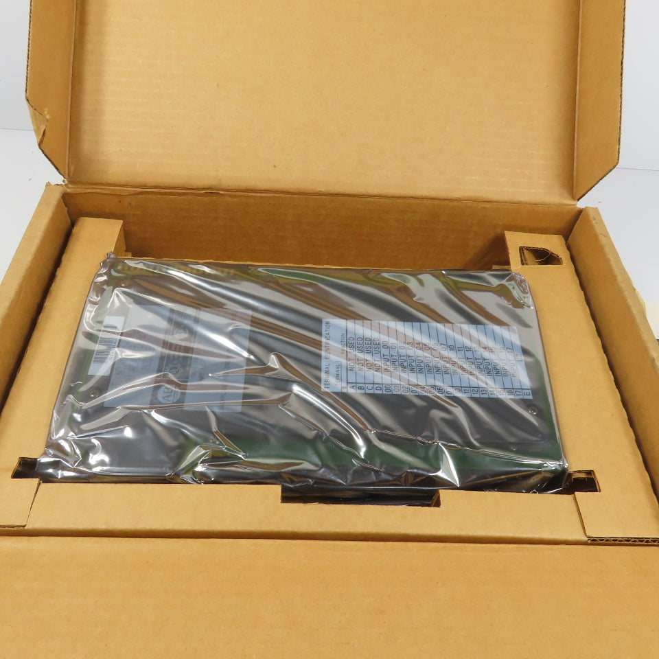 Allen Bradley 1771-IAD Ser C 120V AC/DC Input Module NEW IN BOX