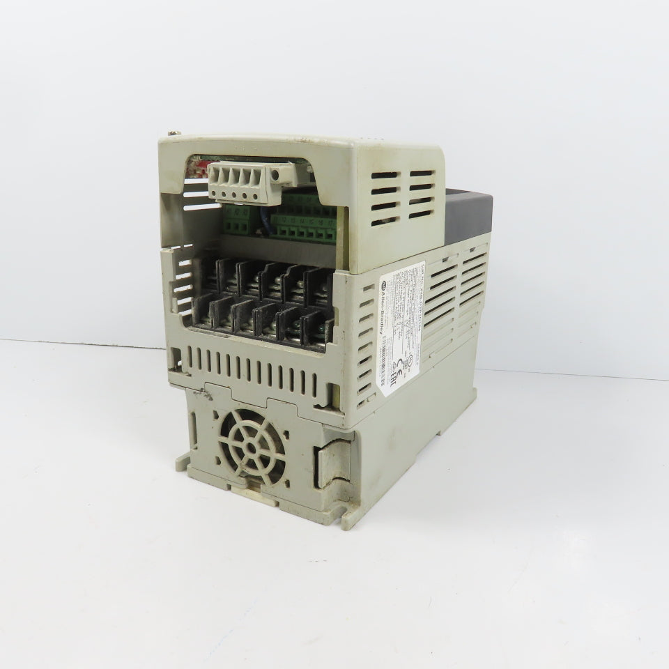 Allen Bradley 22B-D2P3N104 Ser A PowerFLex 40 0.75kW/1HP AC Drive 0-460V 3PH