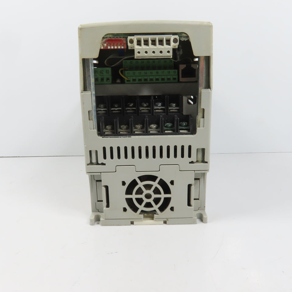 Allen Bradley 22B-D2P3N104 Ser A 0.75kW/1HP AC Drive 0-460V 3PH (Cracked Front)