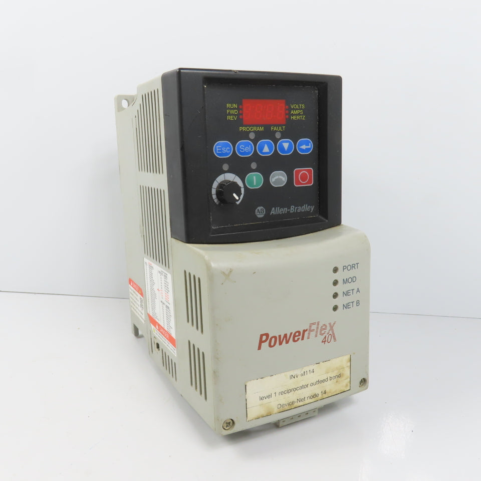 Allen Bradley 22B-D2P3N104 Ser A 0.75kW/1HP AC Drive 0-460V 3PH (Cracked Front)