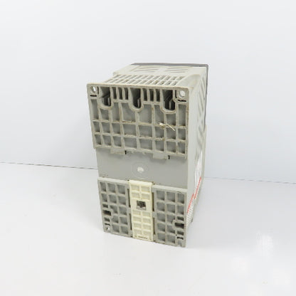Allen Bradley 22B-D2P3N104 Ser A 0.75kW/1HP AC Drive 0-460V 3PH (Cracked Front)