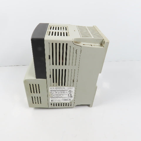Allen Bradley 22B-D2P3N104 Ser A PowerFlex 0.75kW/1HP AC Drive 0-460V (No Fan)