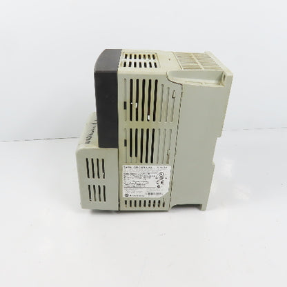 Allen Bradley 22B-D6P0N104 Ser A PowerFLex 40 2.2kW/3HP AC Drive 0-460V 3PH