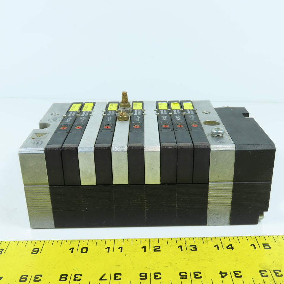 Rexroth R 480 016 934 0820062052 Pneumatic 7-Valve Solenoid Manifold 24VDC 10Bar