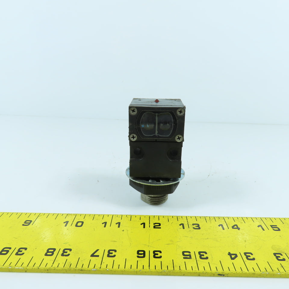 Banner SMA915DJQD-28406 Valu-Beam Photoelectric Sensor W/ Diffuse Mode