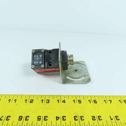 Banner SMA915DJQD-28406 Valu-Beam Photoelectric Sensor W/ Mounting Bracket