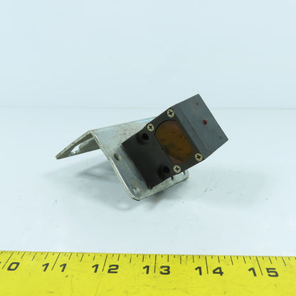Banner SMA915LVAGQD Valu-Beam Photoelectric Sensor W/ Mounting Bracket