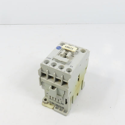 Allen Bradley 100-C09*01 9A 3-Pole 600V Power Contactor 120V Coil 5HP