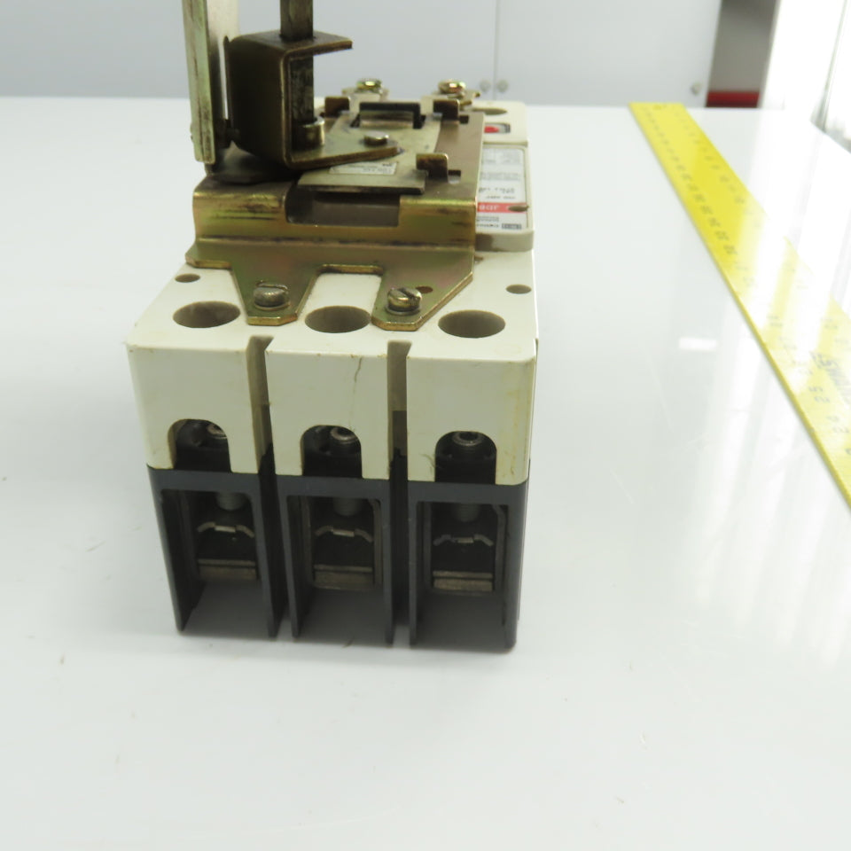 Cutler Hammer JDB 35K 200A Circuit Breaker 3-Pole 600VAC W/ Disconnect Switch