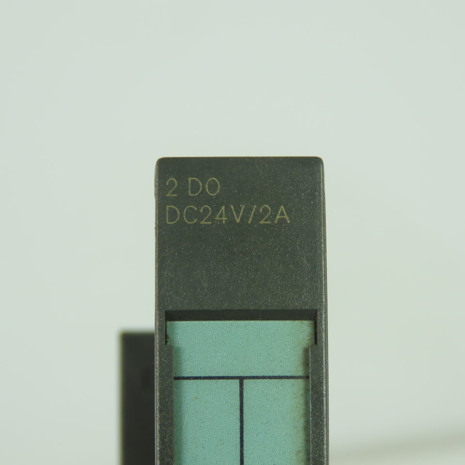 Siemens 6ES7 132-4BB30-0AA0 Simatic S7 Digital Output Module 24VDC 2A