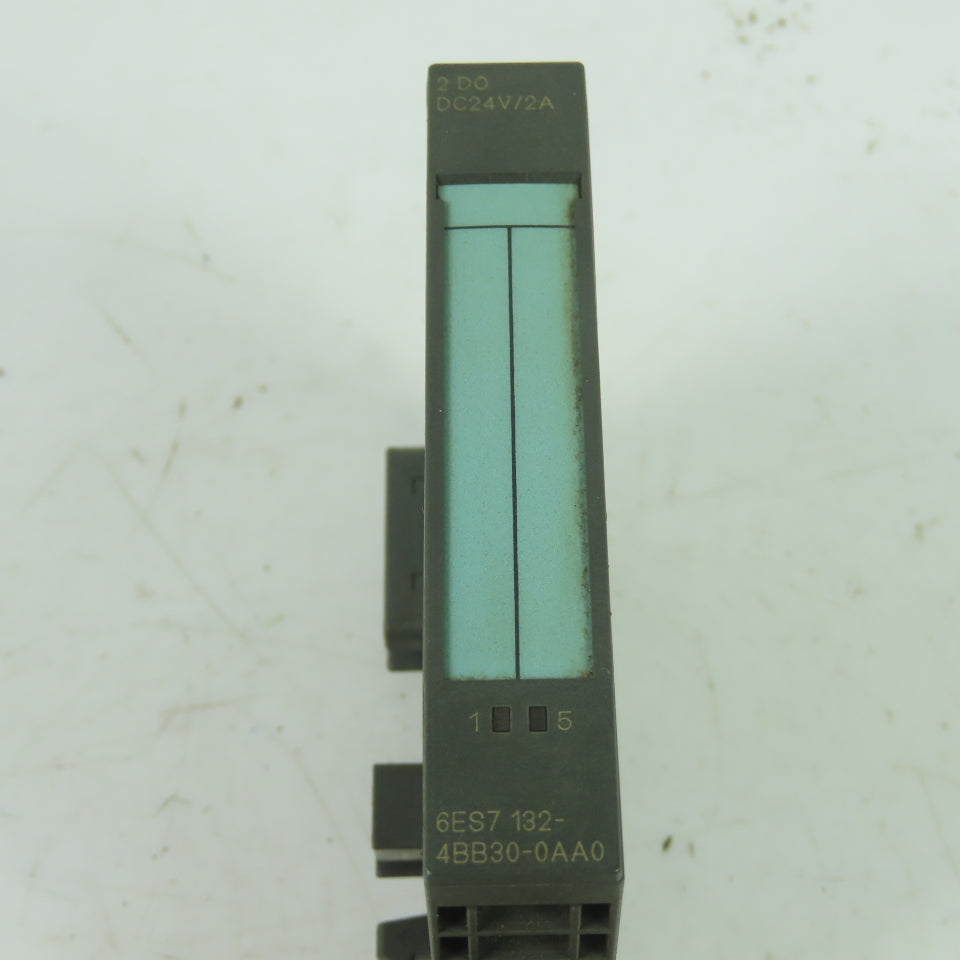 Siemens 6ES7 132-4BB30-0AA0 Simatic S7 Digital Output Module 24VDC 2A