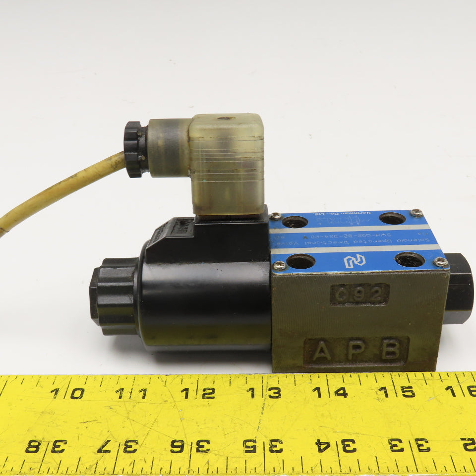 Northman SWH-G02-B2-D24-20 V 4/3 Position Closed Center Hydraulic Valve 24V Coil