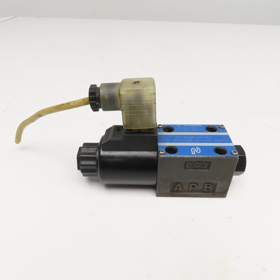 Northman SWH-G02-B2-D24-20 V 4/3 Position Closed Center Hydraulic Valve 24V Coil