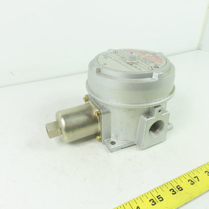 United Electric Controls J120 Model 9778 156 Pressure Switch 15A 480VAC 100PSI