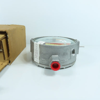Honeywell C437D 1005 Gas Pressure Switch 5-25 In Of Water NEW