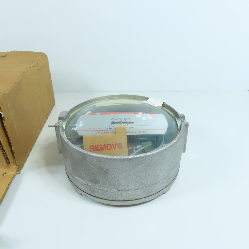 Honeywell C437D 1005 Gas Pressure Switch 5-25 In Of Water NEW