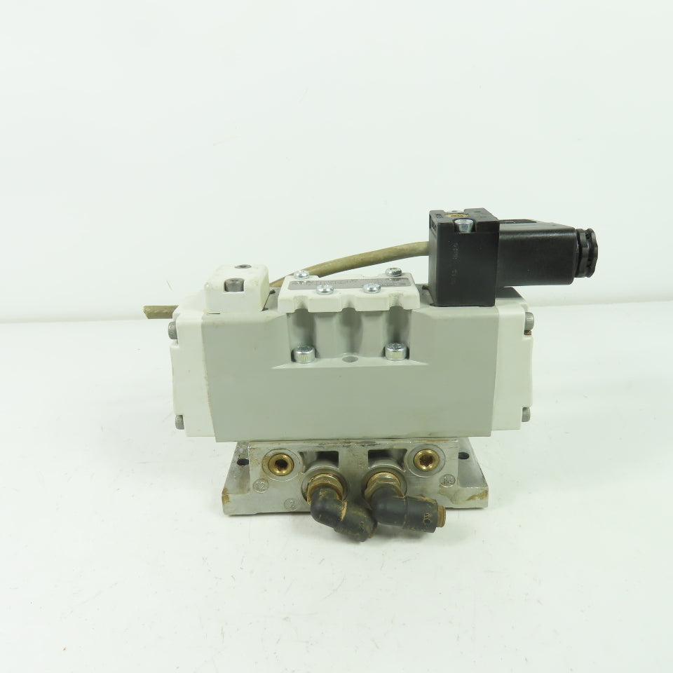 Parker H1EWXBBL49D Solenoid Valve 24VDC Coil 4-Way 2-Position 145PSI Max