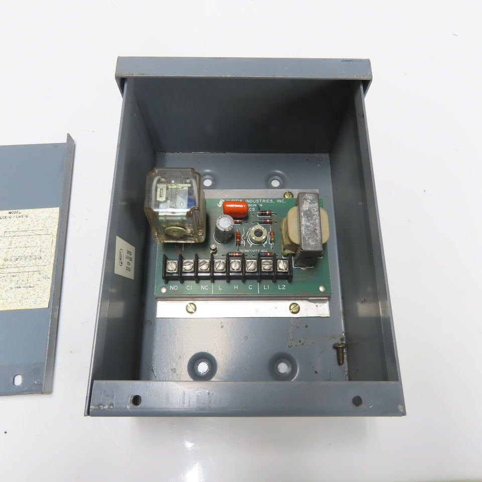 Curtis Industries Model LCS Liquid Level Control W/ Sensitivity Adjust Enclosure