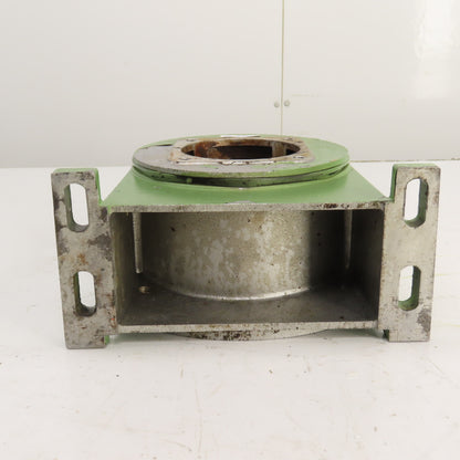 Rexroth 013923 Hydronorma Motor To Pump Cast Aluminum Housing / Casting Adapter
