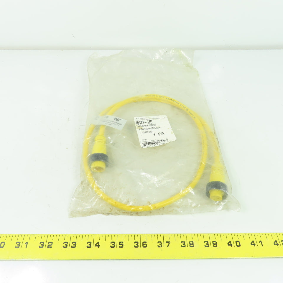 Daniel Woodhead 40973-18G Mini Change Cordset 3-Pin Male/Female 3' 18/3 PVC