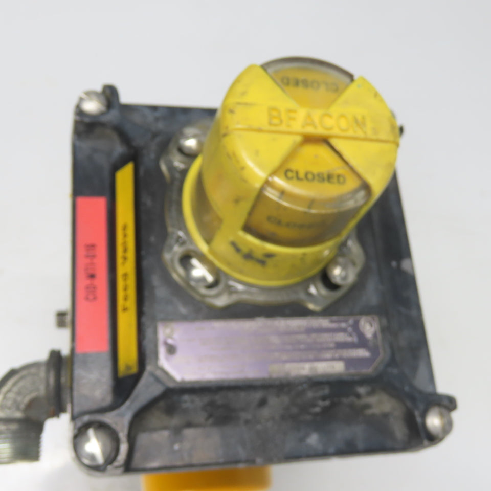 El-O-Matic ES0065.U2A04A.14K0 Pneumatic Valve Actuator 116PSI W/Beacon Indicator