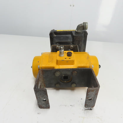 El-O-Matic ES0065.U2A04A.14K0 Pneumatic Valve Actuator 116PSI W/Beacon Indicator