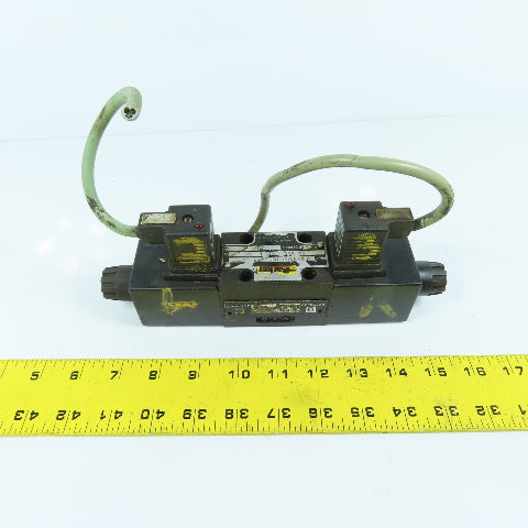 Parker D1VW4CJWF 59 Hydraulic Solenoid Directional Valve 24VDCC 3000PSI