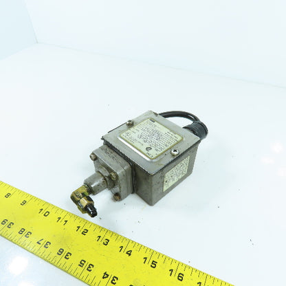 Barksdale E1H-H15 Adjustable Pressure Control Switch .5-15PSI 125-600VAC