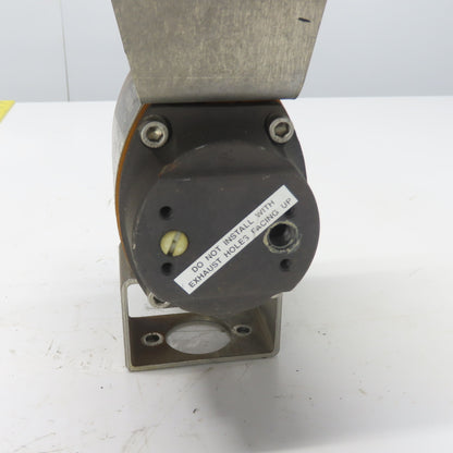 Flowserve 1039SN6R6 Pneumatic Actuator 120PSI 75IN LBS W/ Beacon Indicator