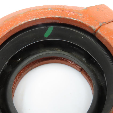 Victaulic 750 2-1/2" x 2" Grooved Sprinkler Pipe Adaptor Clamp Green Gasket