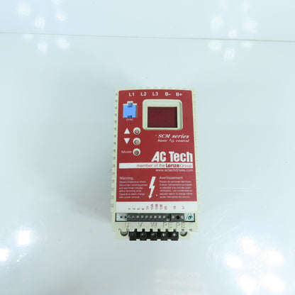 Lenze SM415 AC Tech SCM 1.5HP / 1.1kW Variable Speed Motor Drive 0-400/460V 3PH