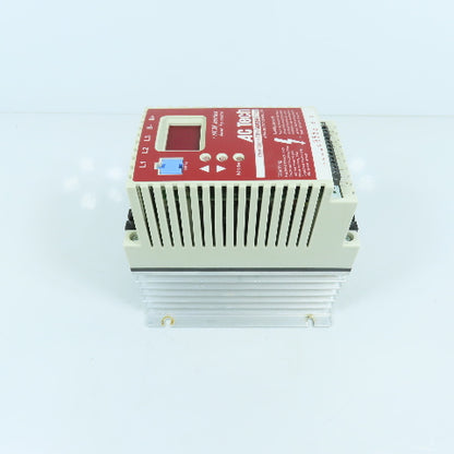 Lenze SM415 AC Tech SCM 1.5HP / 1.1kW Variable Speed Motor Drive 0-400/460V 3PH