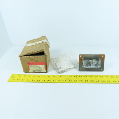 Cooper Crouse Hinds DSD948 J3 Explosion Proof Sealed Cover W/ Green Pilot Light