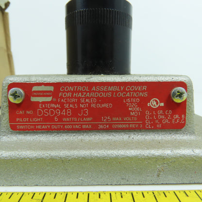 Cooper Crouse Hinds DSD948 J3 Explosion Proof Sealed Cover W/ Green Pilot Light