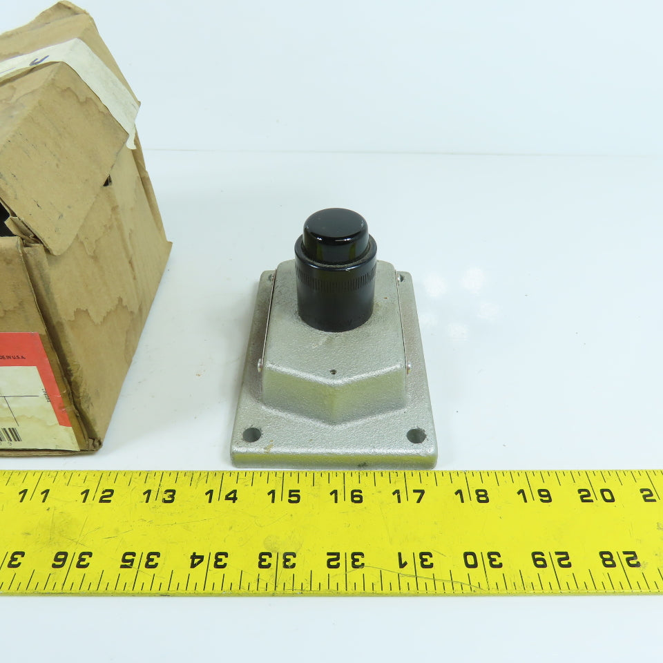 Cooper Crouse Hinds DSD948 J3 Explosion Proof Sealed Cover W/ Green Pilot Light