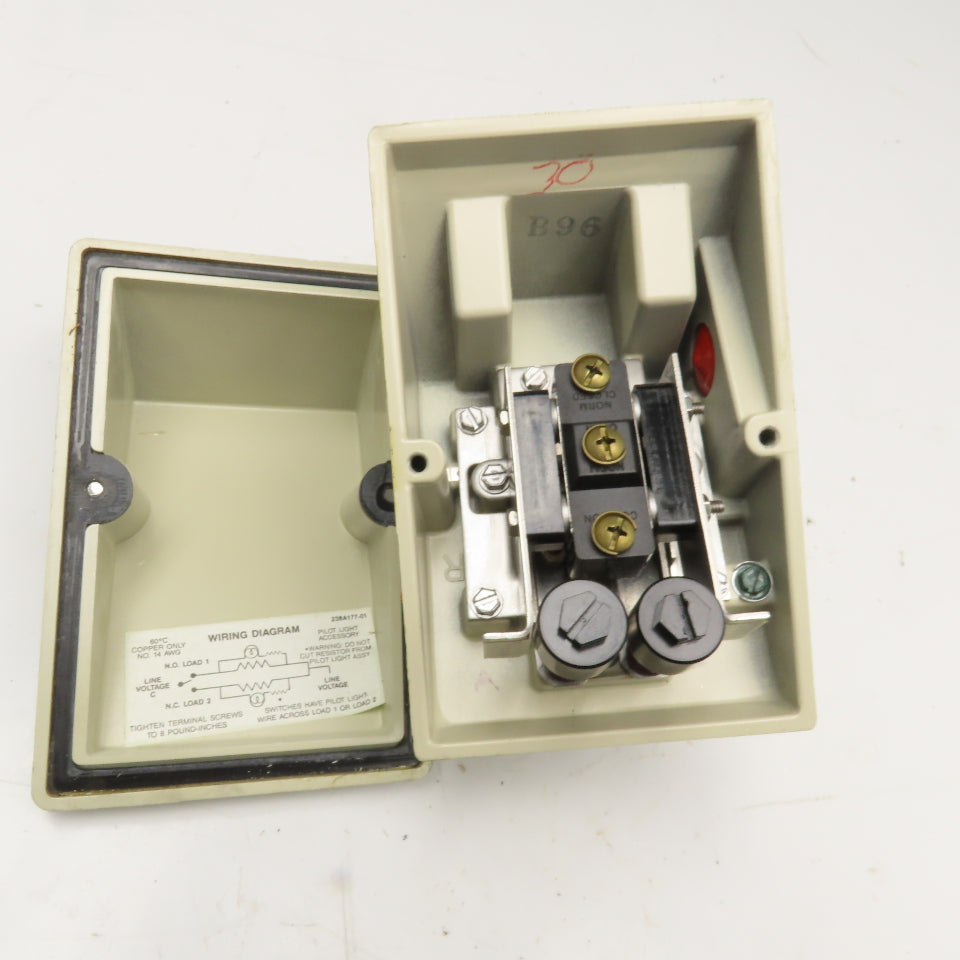 Omega PSW-355-SS 30PSID Range 125/250VAC Pressure Switch 2000PSI Proof