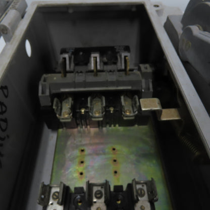 Allen Bradley 712-ASCD24 Ser B 5HP Combination Motor Starter Fusible Disconnect