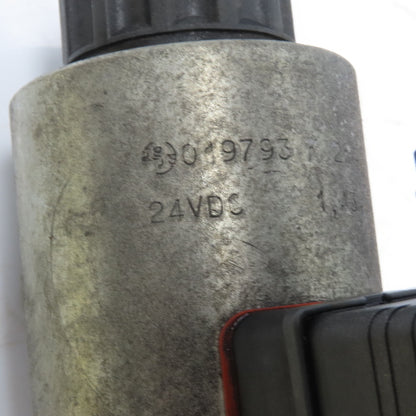 Rexroth MNR R900707951 Double Acting Directional Hydraulic Valve 24V Coils