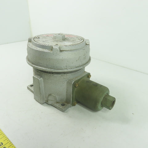 United Electric Controls J120 Model 9778 156 Pressure Switch 15A 480VAC 100PSI
